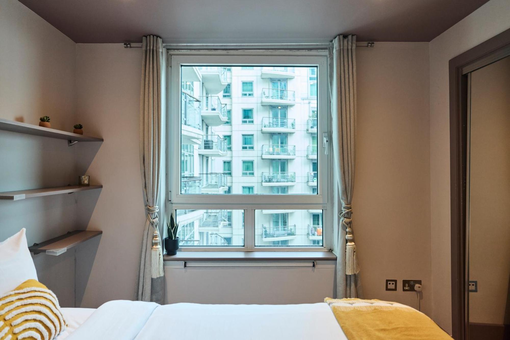 The Vauxhall Hideout - Comfy 2Bdr Flat With Balcony London Bagian luar foto